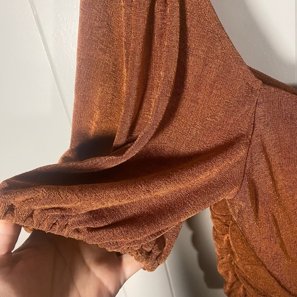 Rue Sophie Bronze Sparkle Knit Top Ruched Crop Top L - Picture 6 of 10